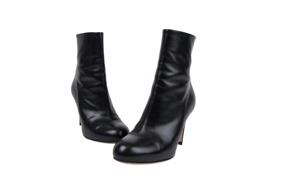Gucci Black Leather Round Toe Boots Gold Hardware Size 36.5